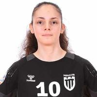 Éva